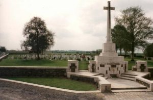 ST. QUENTIN CABARET MILITARY CEMETERY

St. Quentin Cabaret Military Cemetery is located 10.5 kilometres south of Ieper town centre, on a road leading from the Rijselseweg N365, which connects Ieper to Wijtschate, Mesen (Messines) and on to Armentieres.